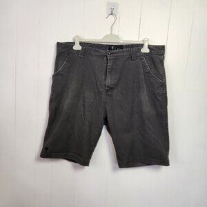 Sullen Gray Flat Front Shorts Skull Mens Size 42 10" Summer